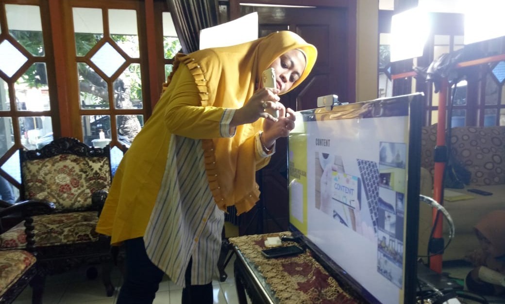 Optimasi Penggunaan Instagram Untuk Bantu Perekonomian IIPG Jatim