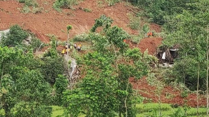 Longsor di Nganjuk Memakan Korban, 2 Tewas Dan 16 Hilang