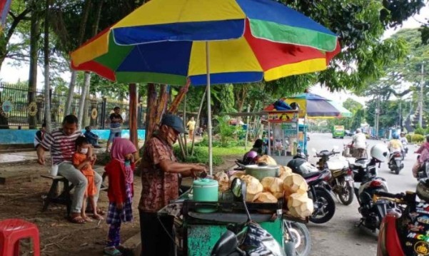 Ribuan Pelaku Usaha Mikro dan Koperasi di Kabupaten Bangkalan Tidak Mendapatkan Bantuan Presiden Pada Tahun 2020