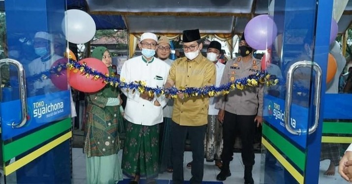 Koppontren (Koperasi Pondok Pesantren) Berupa Super Market Syaichona Cholil di Desa Dumajah, Telah di Resmikan