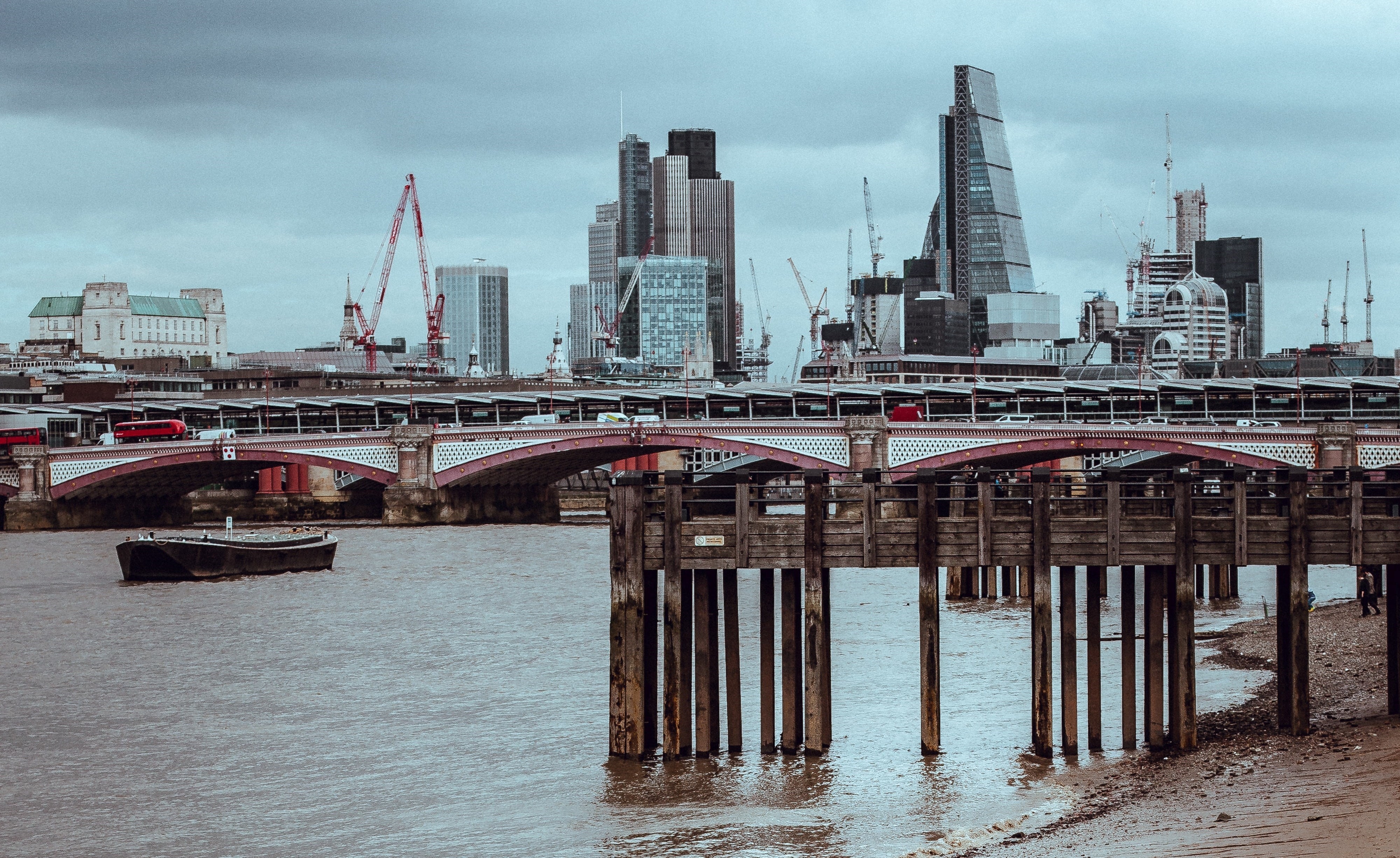 Sebenarnya Kebijakan Kelautan dan Perikanan Untuk Siapa?