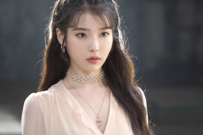 IU Batalkan Konser Solo 2022