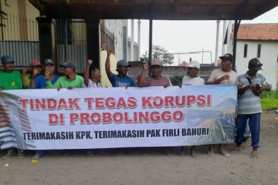 Tukang Becak di Probolinggo Dukung KPK Terus Bertaji Berantas Korupsi