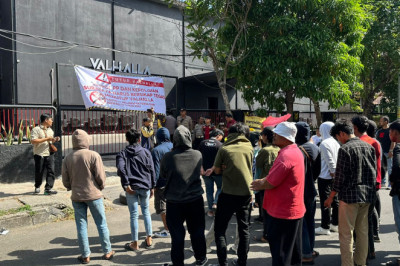 Tak Kantongi Izin, FMSB Unjuk Rasa agar Tutup Valhalla Club Segera Ditutup